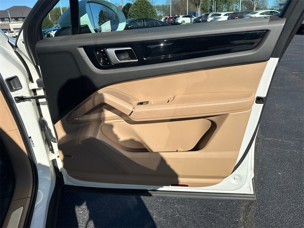 2021 Porsche Cayenne Coupe Base