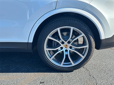2021 Porsche Cayenne Coupe Base
