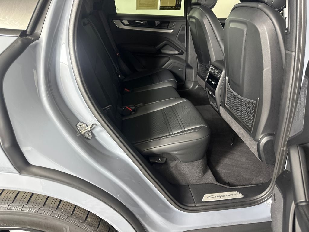 2025 Porsche Cayenne Coupe Base