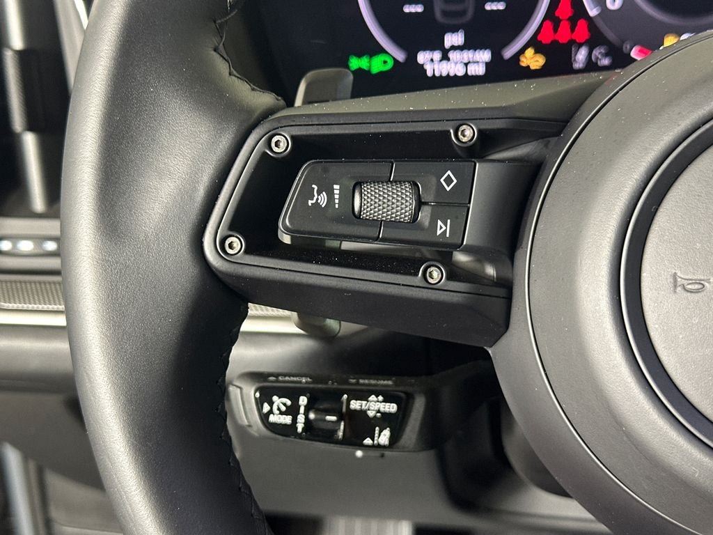 2025 Porsche Cayenne Coupe Base