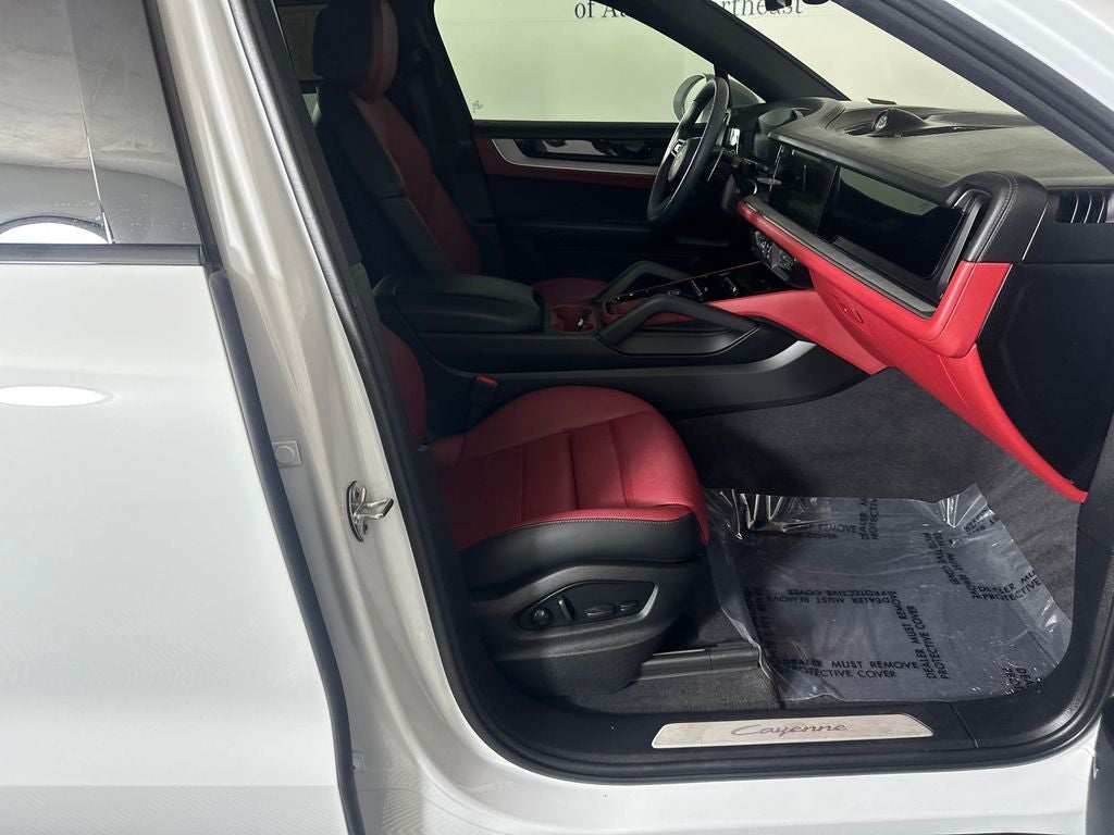 2025 Porsche Cayenne Coupe Base