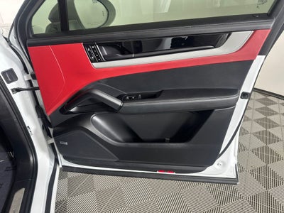 2025 Porsche Cayenne Coupe Base