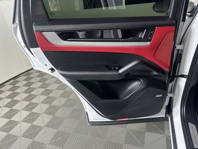 2025 Porsche Cayenne Coupe Base