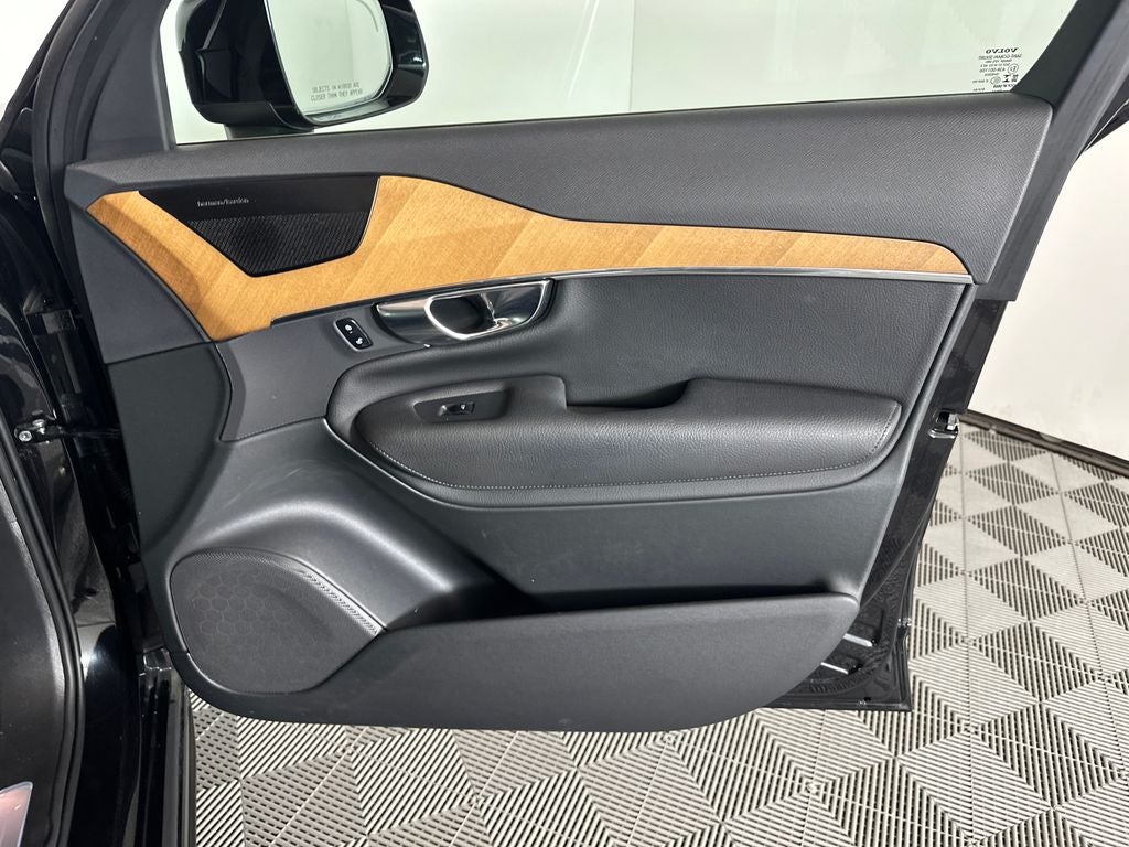 2022 Volvo XC90 Recharge Plug-In Hybrid T8 Inscription Expression 6 Passenger