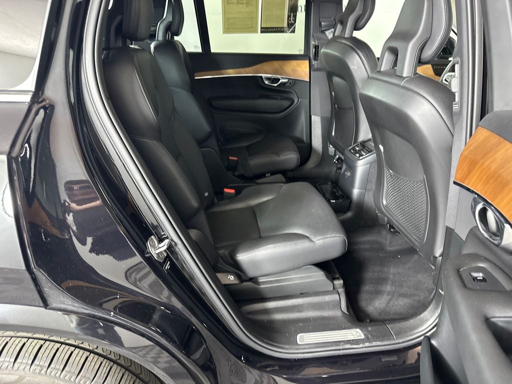 2022 Volvo XC90 Recharge Plug-In Hybrid T8 Inscription Expression 6 Passenger