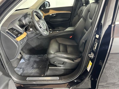 2022 Volvo XC90 Recharge Plug-In Hybrid T8 Inscription Expression 6 Passenger