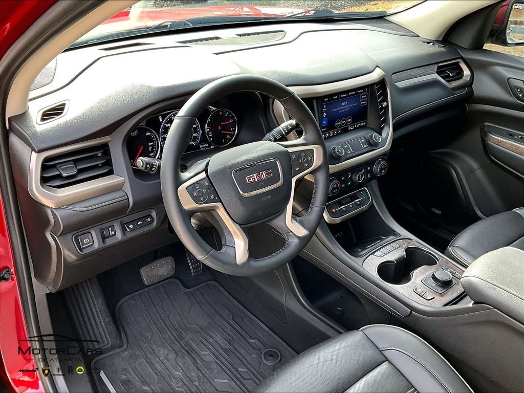 2023 GMC Acadia Denali ...AWD!!!