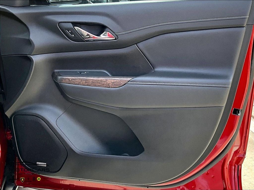 2023 GMC Acadia Denali ...AWD!!!