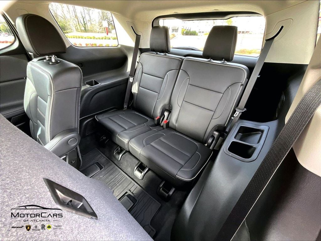 2023 GMC Acadia Denali ...AWD!!!