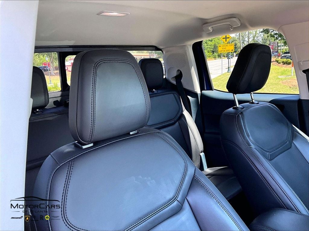 2023 Ford Maverick Lariat ...Black Appearance Package!!