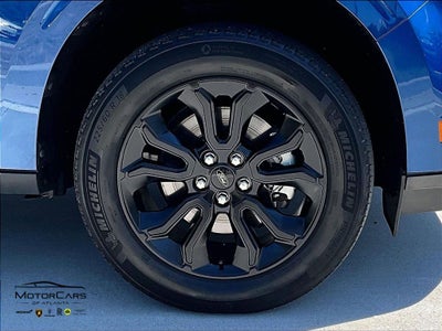 2023 Ford Maverick Lariat ...Black Appearance Package!!