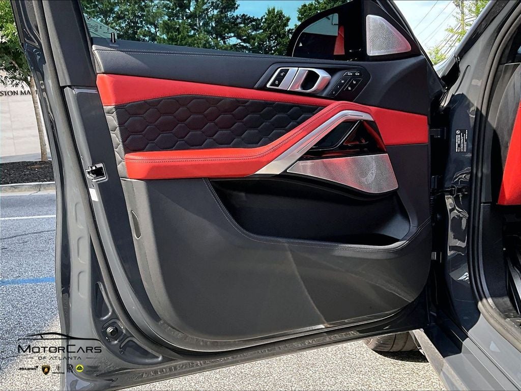 2025 BMW X6 M Base