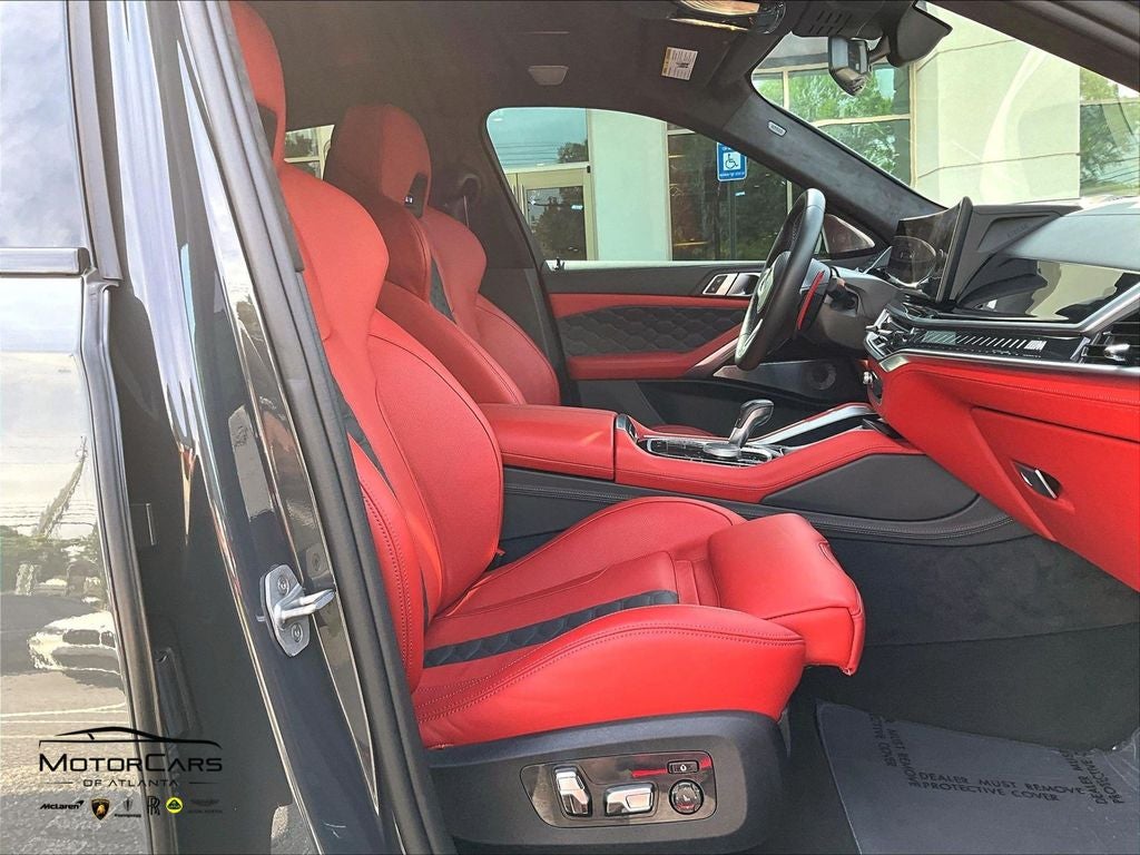 2025 BMW X6 M Base