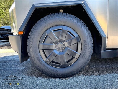 2024 Tesla Cybertruck ....New Tires!!