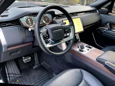 2023 Land Rover Range Rover Autobiography ...Premium Interior Pack!!