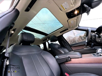 2023 Land Rover Range Rover Autobiography ...Premium Interior Pack!!