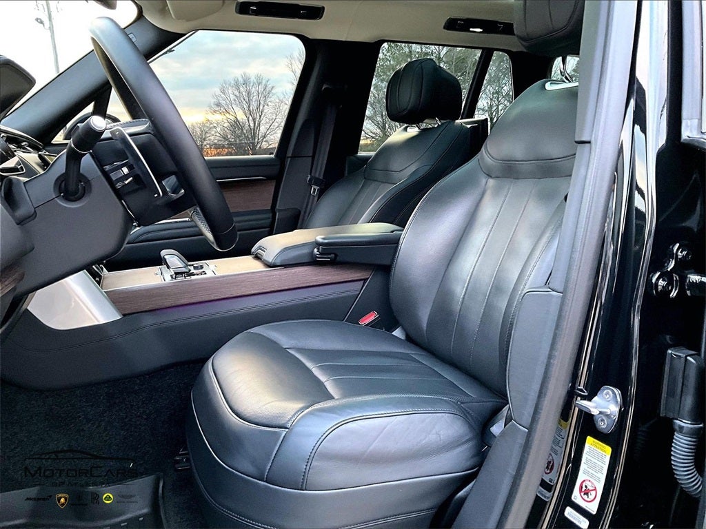 2023 Land Rover Range Rover Autobiography ...Premium Interior Pack!!