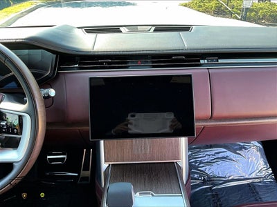 2025 Land Rover Range Rover Autobiography LWB