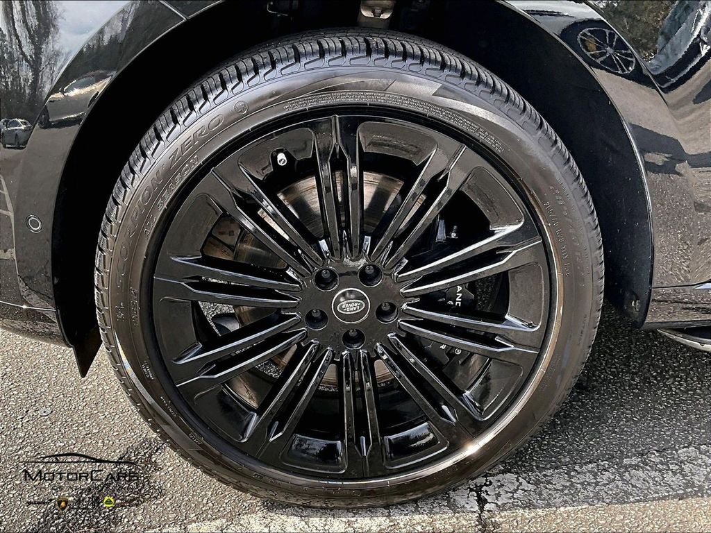 2024 Land Rover Range Rover SE ...Shadow Pack!!