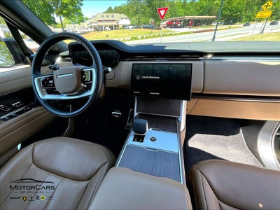 2024 Land Rover Range Rover SE