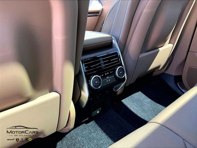 2024 Land Rover Range Rover SE