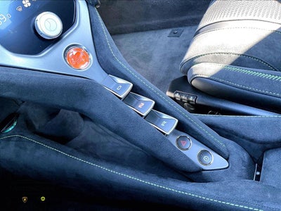 2026 McLaren 750S Base