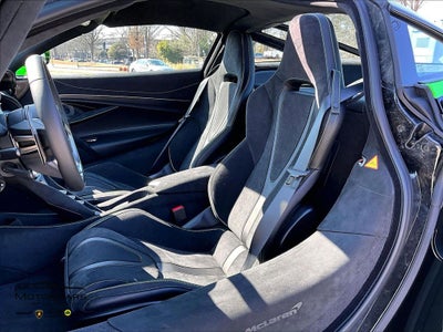 2026 McLaren 750S Base