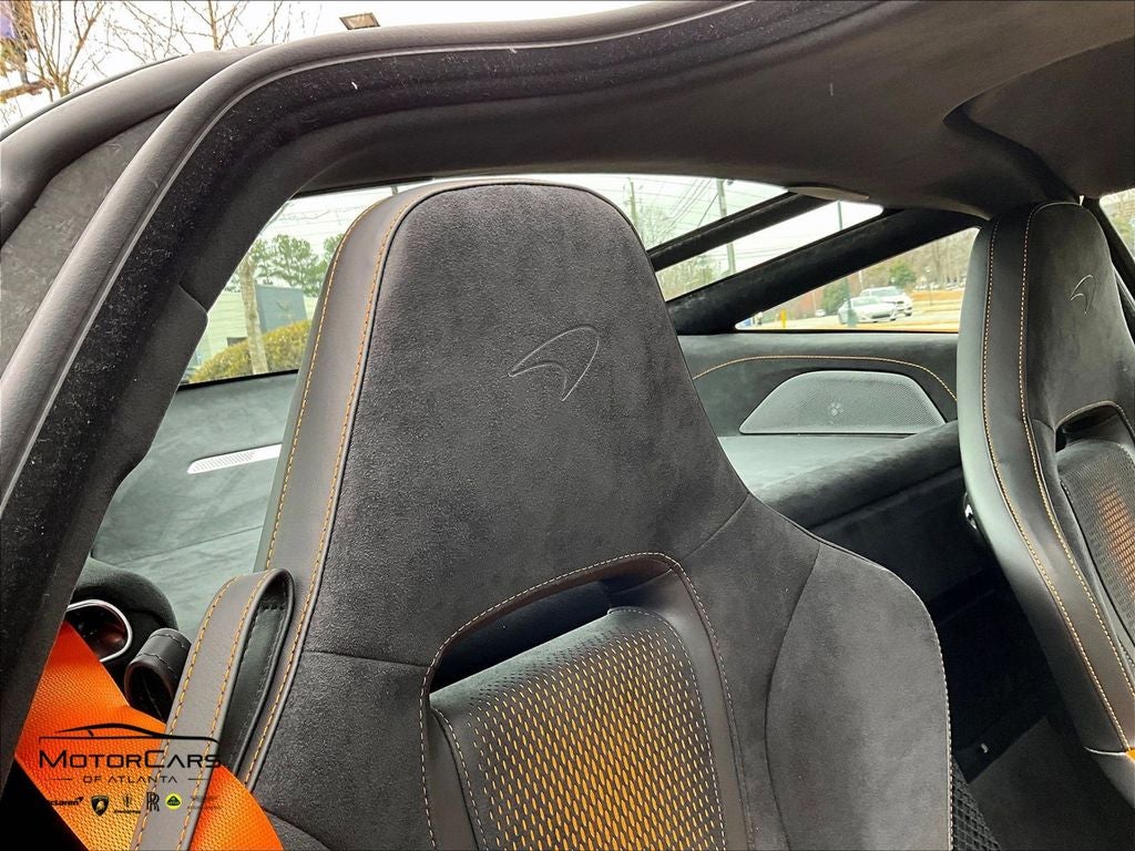 2026 McLaren 750S Base