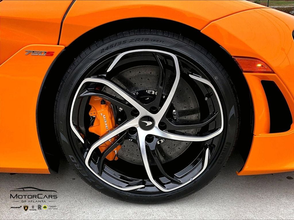 2026 McLaren 750S Base