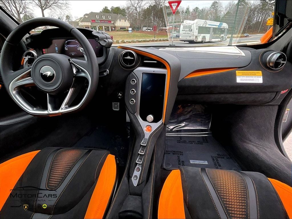 2026 McLaren 750S Base