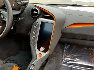 2026 McLaren 750S Base