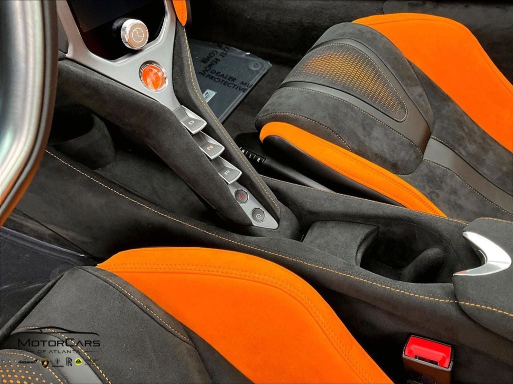 2026 McLaren 750S Base