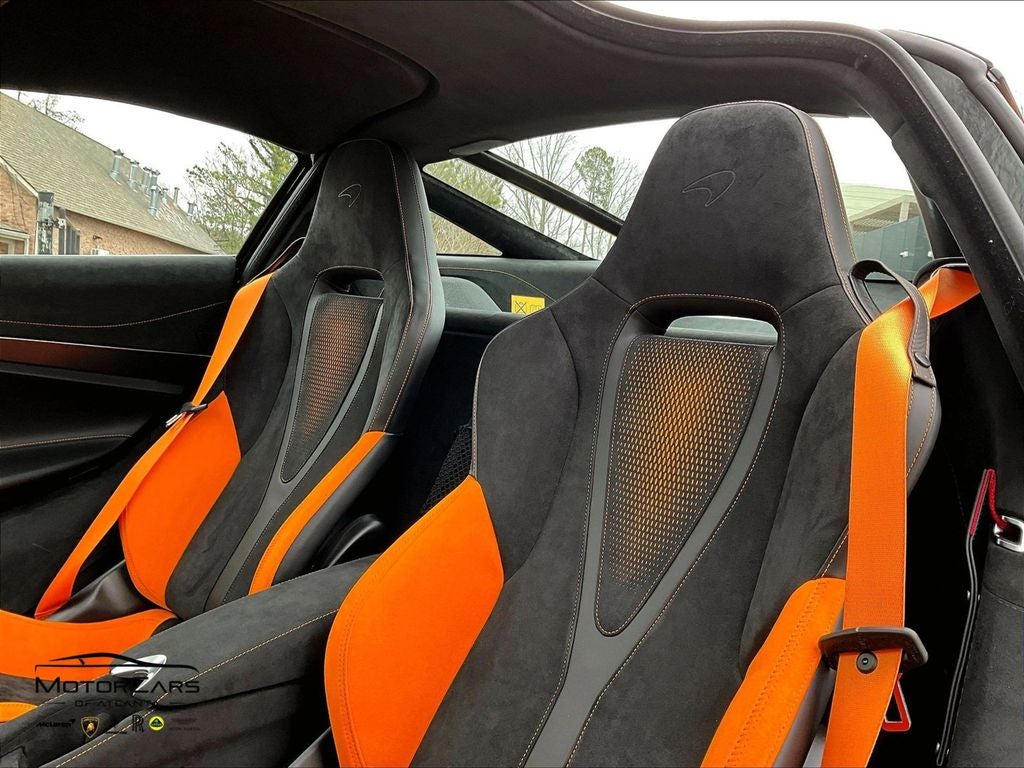 2026 McLaren 750S Base