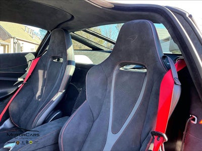 2026 McLaren 750S Coupe Base