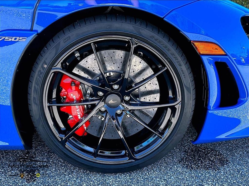 2027 McLaren 750S Coupe Base