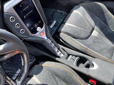 2027 McLaren 750S Spider Base