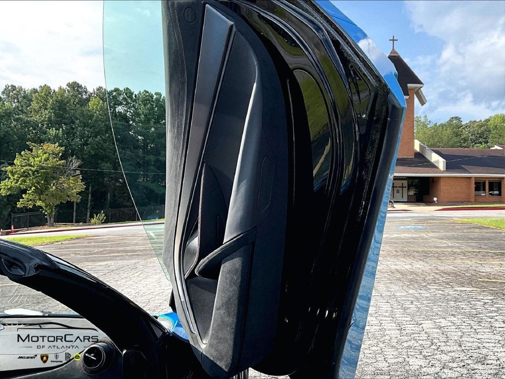 2024 McLaren 750S Base