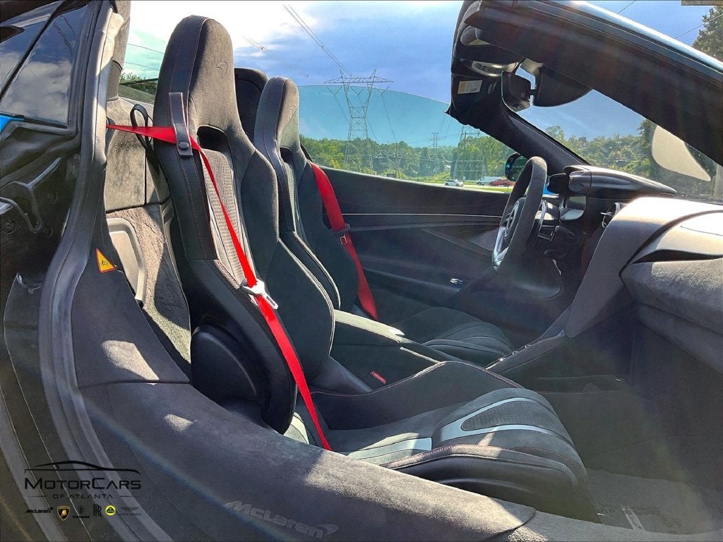 2024 McLaren 750S Base