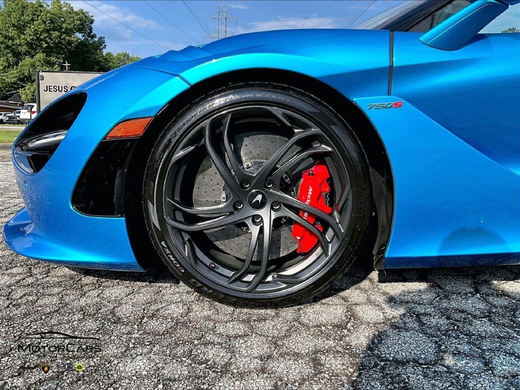 2024 McLaren 750S Base