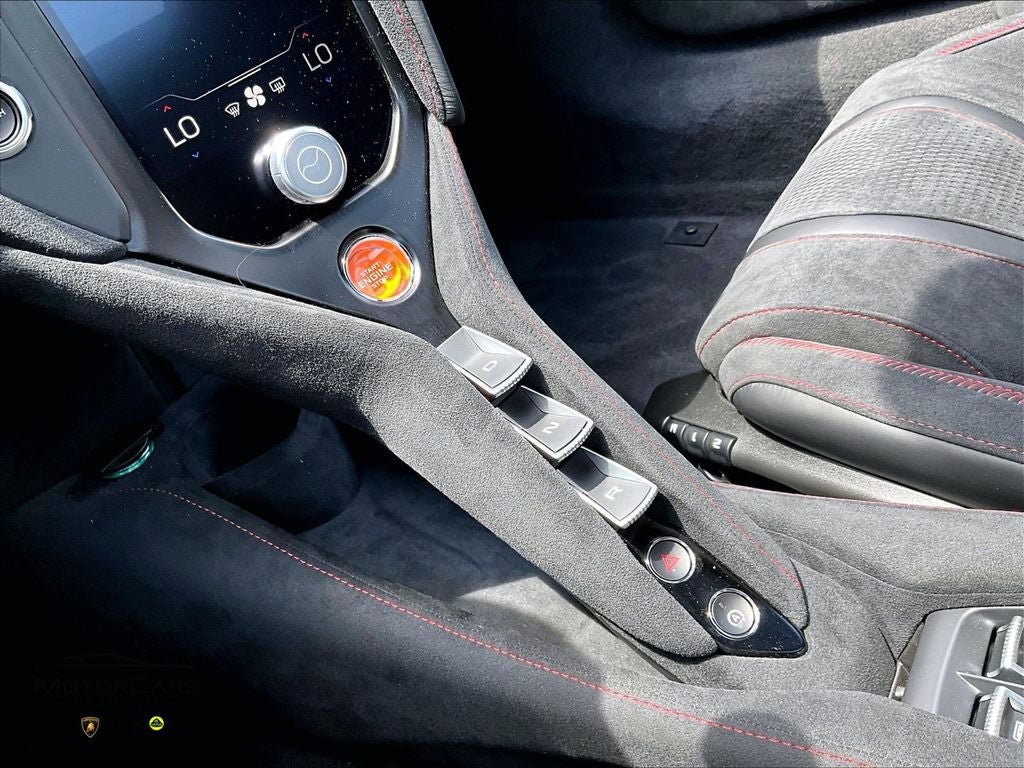 2027 McLaren 750S Spider Base
