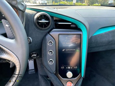 2027 McLaren 750S Base