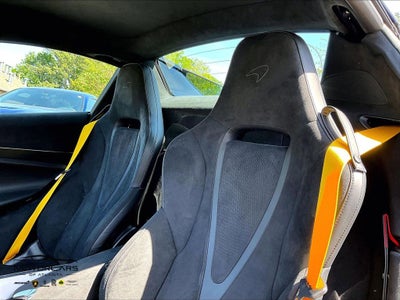 2026 McLaren 750S Spider Base