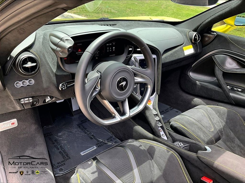 2026 McLaren 750S Spider Base