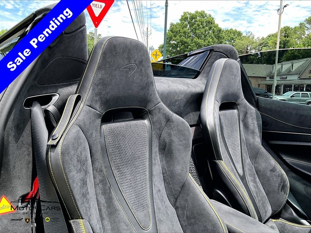2026 McLaren 750S Spider Base