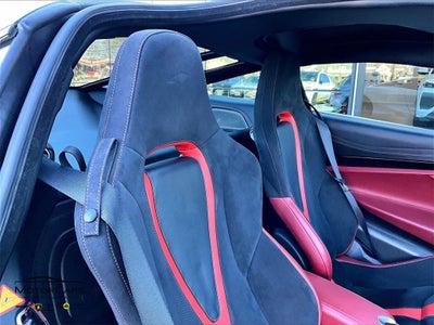 2018 McLaren 720S Base