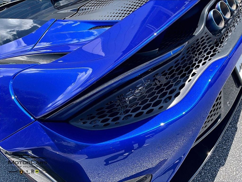 2022 McLaren 765LT Base