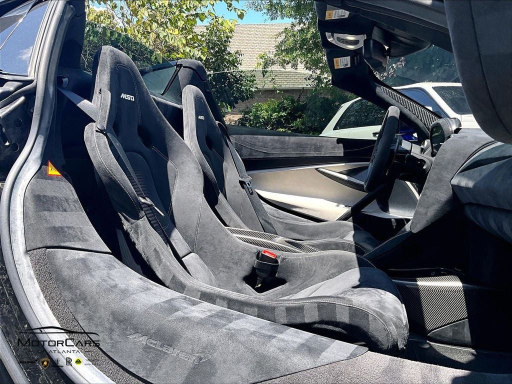 2022 McLaren 765LT Base