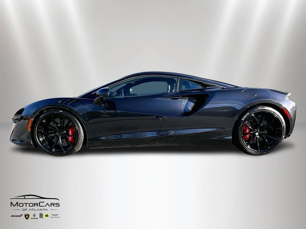 2026 McLaren Artura Base