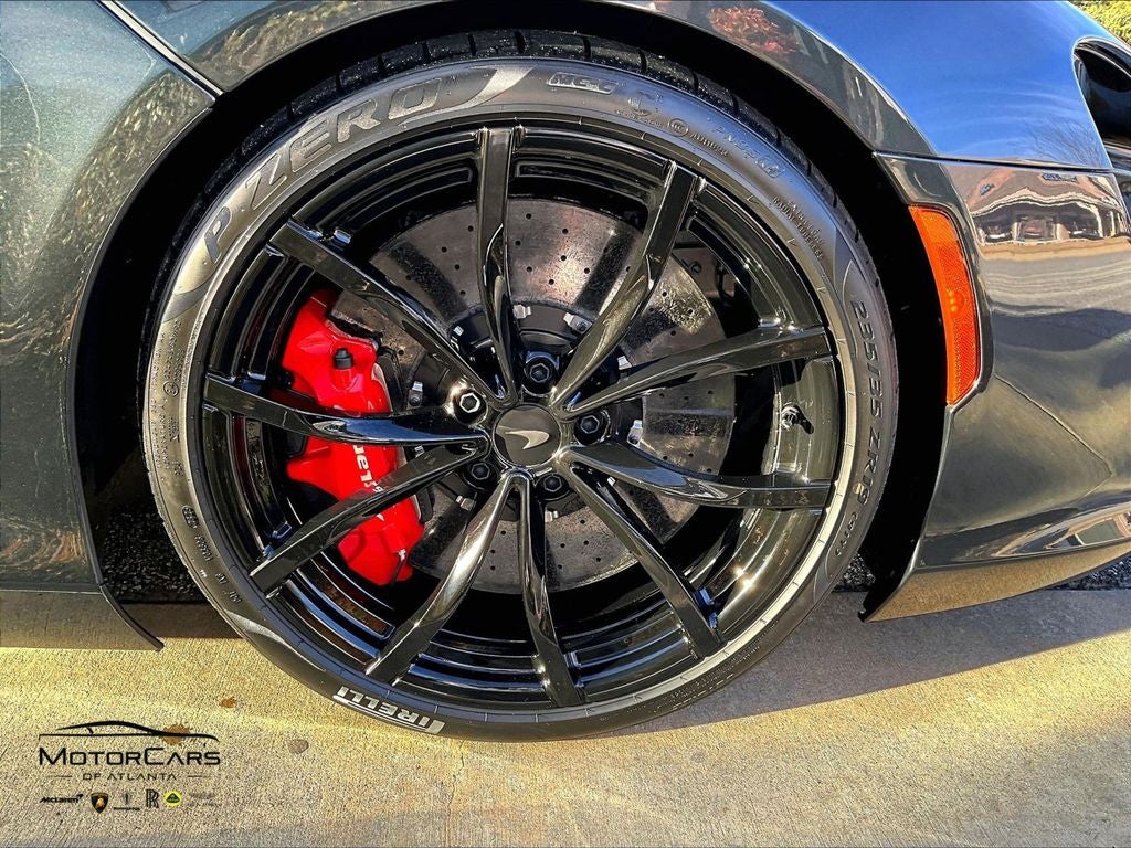 2026 McLaren Artura Base