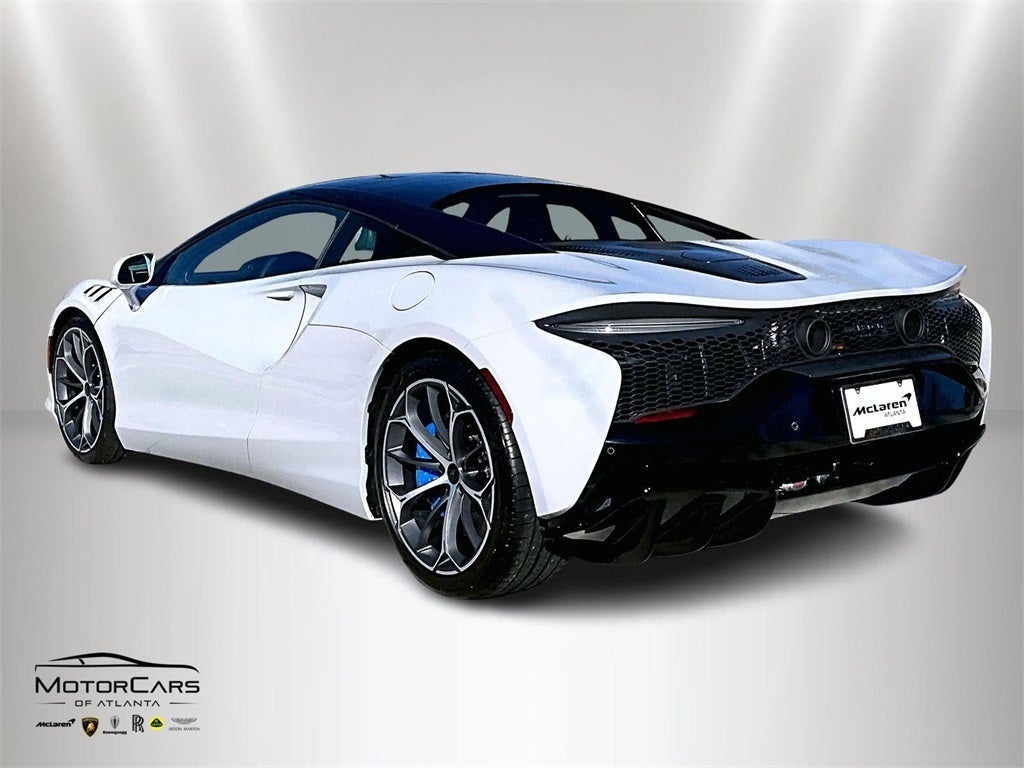2026 McLaren Artura Coupe